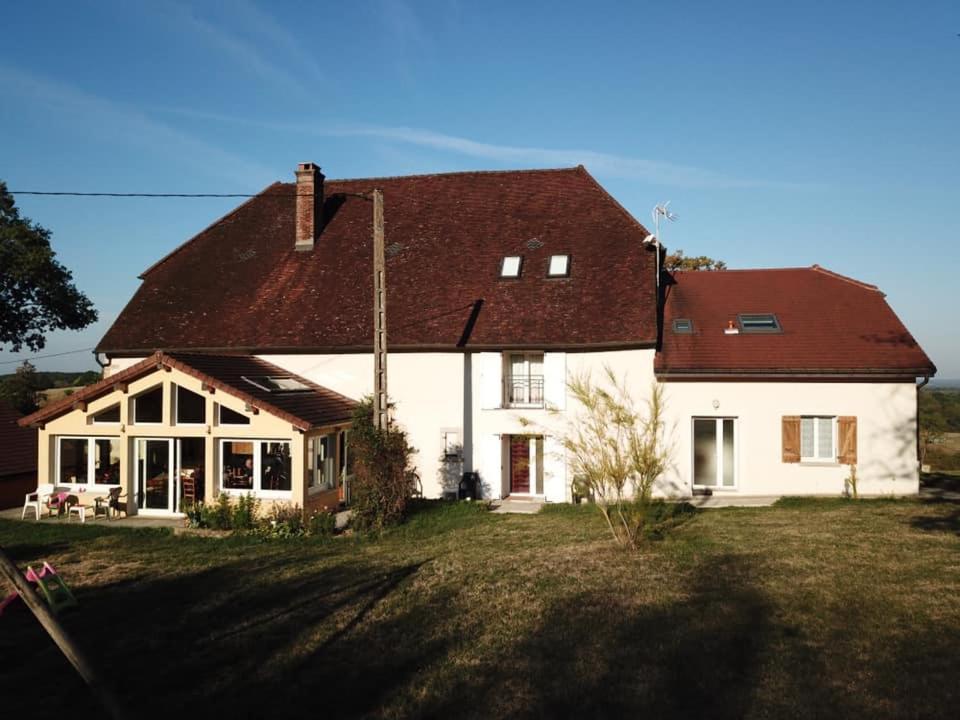 La Ferme De Montard Bed & Breakfast Montmorot Exterior photo